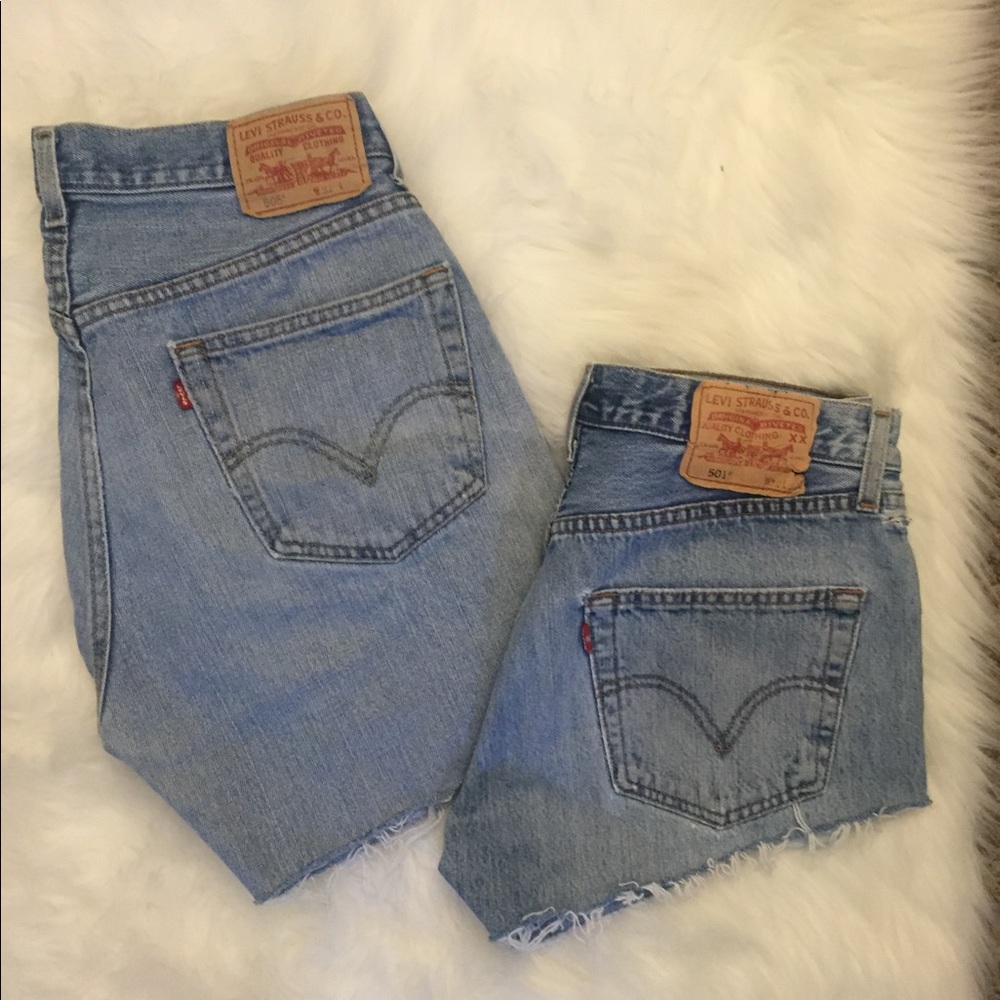 Levi's cut off shorts button up sz 30